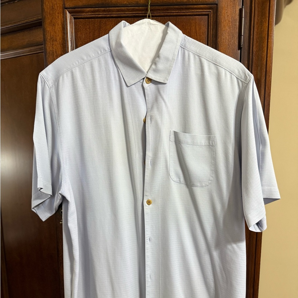 Tommy Bahama Light Gray Casual Button Down Shirt